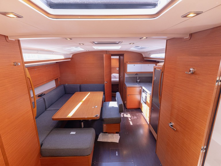 Sailboat rental with or without captain Dufour Kaštel Gomilica