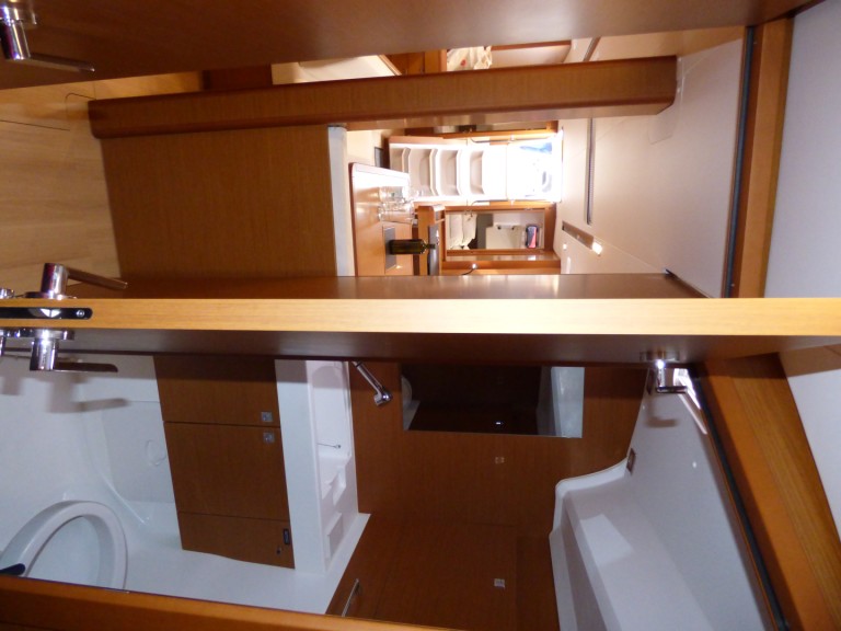Rent a Jeanneau Sun Odyssey 519 Kaštel Gomilica