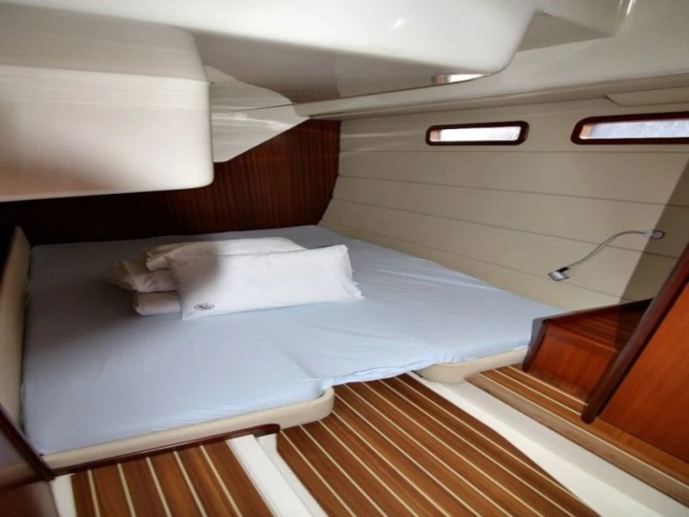 Sas Vektor ADRIANA 44 charter bareboat or captained in  Zadar