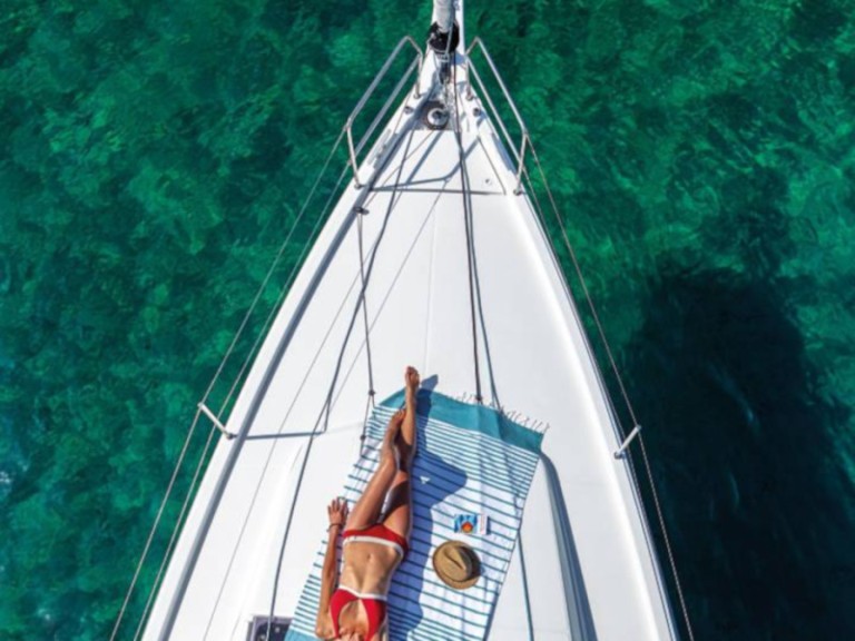 Boat rental Jeanneau Sun Odyssey 410 in Lefkáda on Samboat