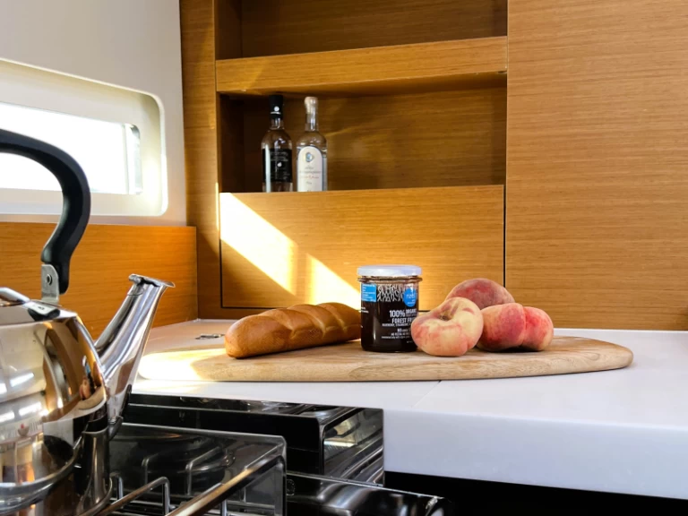 Rent a Jeanneau Sun Odyssey 410 Alimos