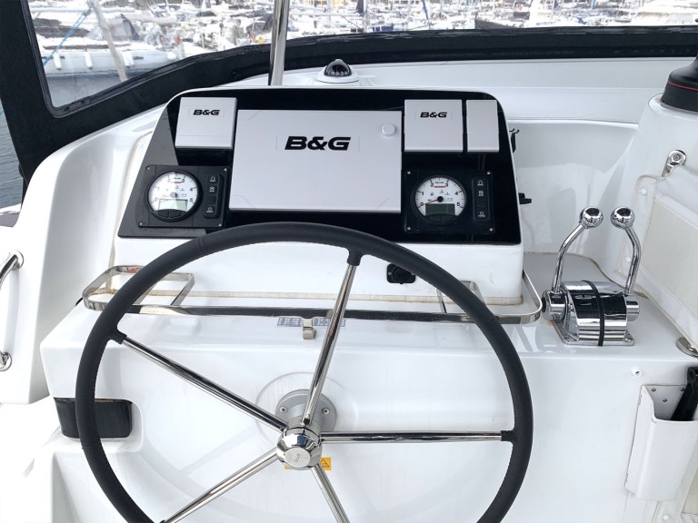 Catamaran for rent Lávrio at the best price