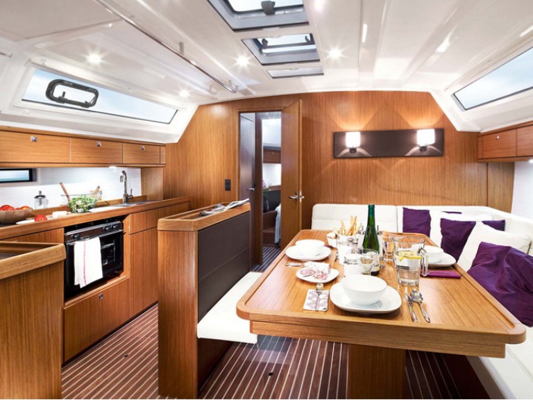Sailboat rental in Primošten - Bavaria Cruiser 46