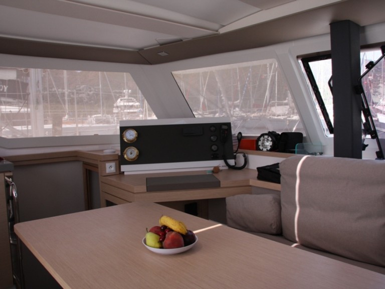 Catamaran rental in Marmaris - Fountaine Pajot Lucia 40