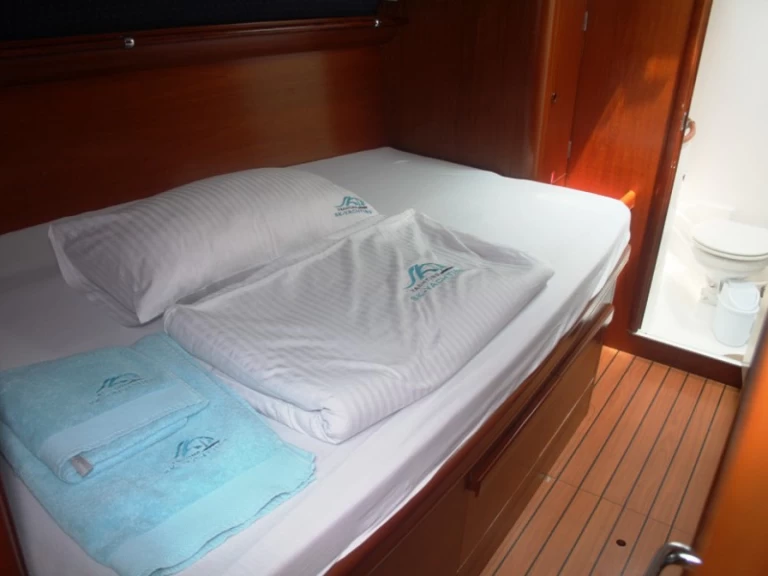 Sailboat rental in Marmaris - Bénéteau Beneteau 50