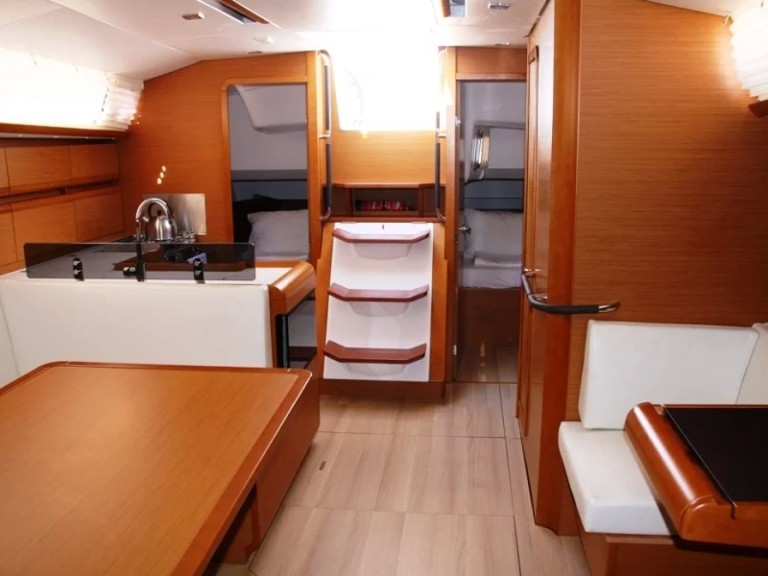 Bareboat Rental Sailboat Jeanneau with a boat licence