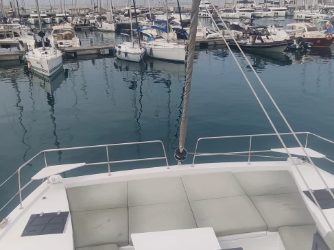 Bareboat Rental Catamaran Bali with a boat licence