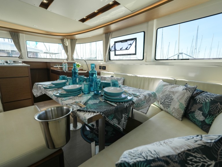 Yacht charter Salerno cheap Lagoon 46
