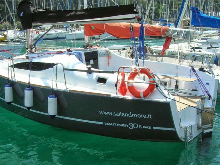 Sailboat rental with or without captain Nautiner Malcesine