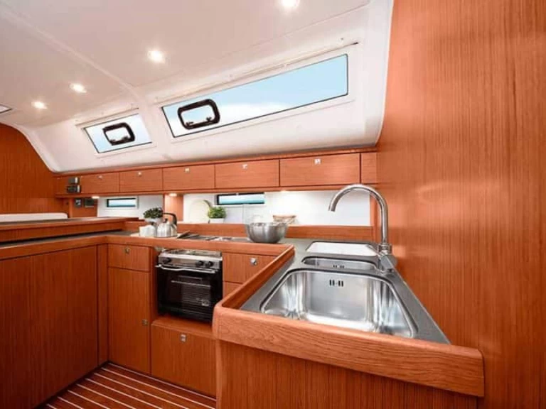 Sailboat rental in Palma de Mallorca - Bavaria Bavaria Cruiser 51-4