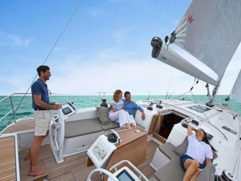 Boat rental Bavaria Bavaria Cruiser 51-4 in Palma de Mallorca on Samboat