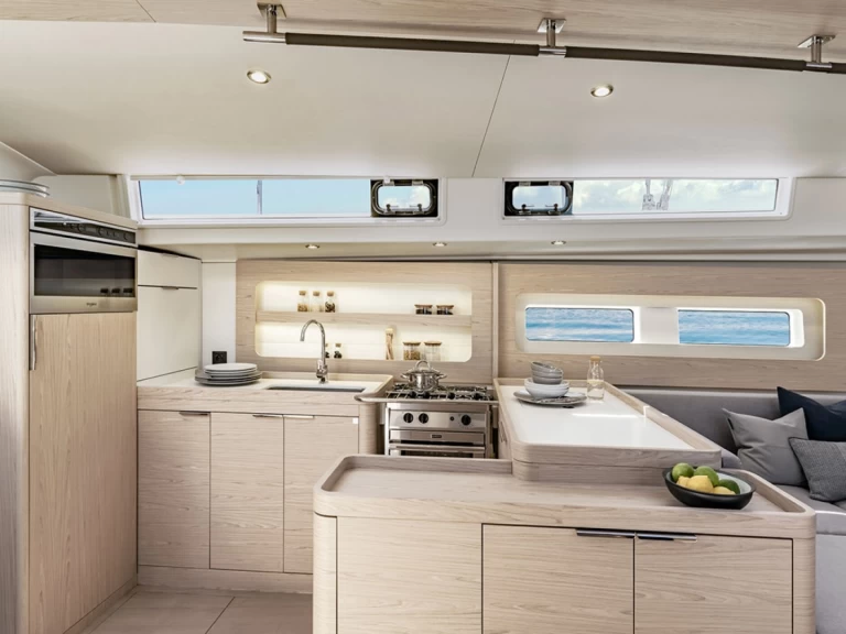 Bénéteau Oceanis 54 in Palma de Mallorca on SamBoat