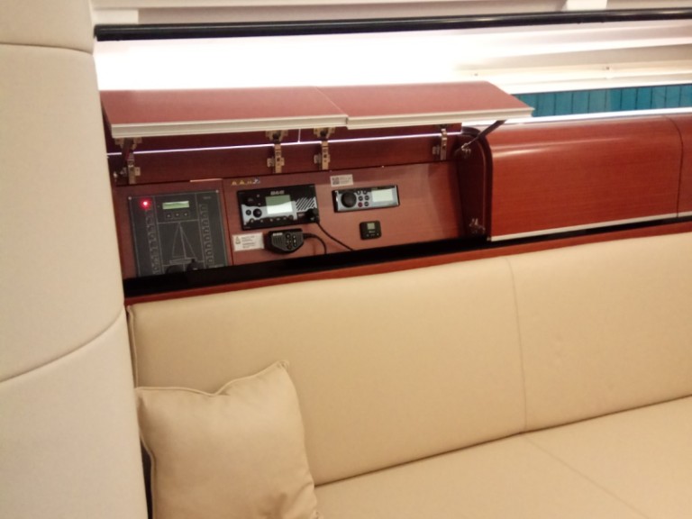 Bareboat Rental Sailboat Dehler with a boat licence