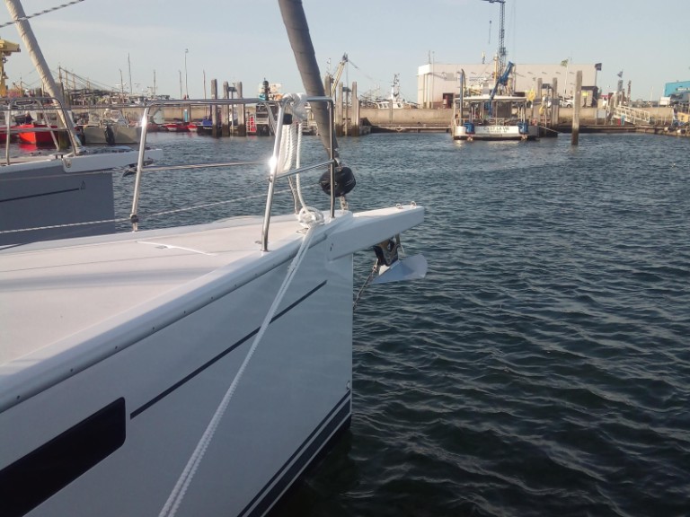 Sailboat for rent Yerseke at the best price