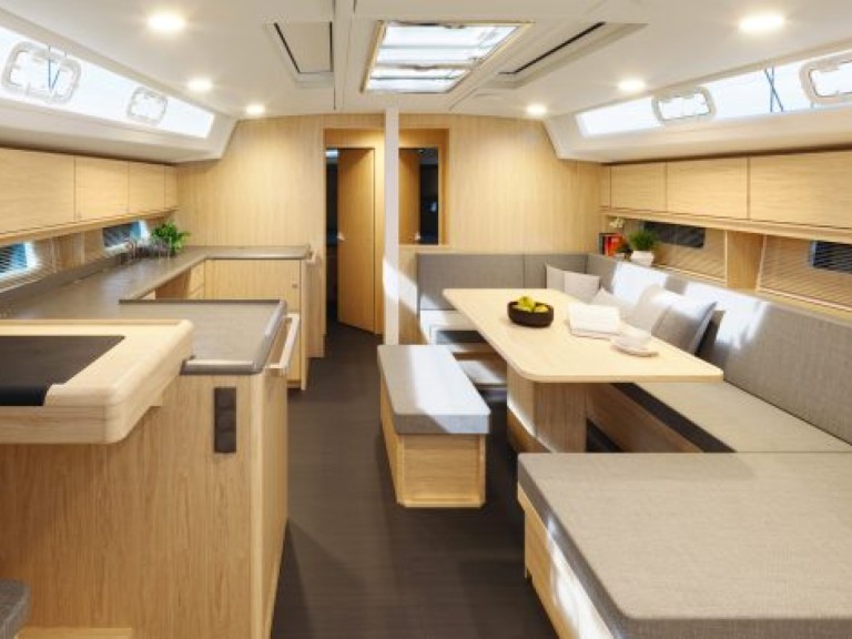 Rent a Bavaria Bavaria C46 Novi Vinodolski