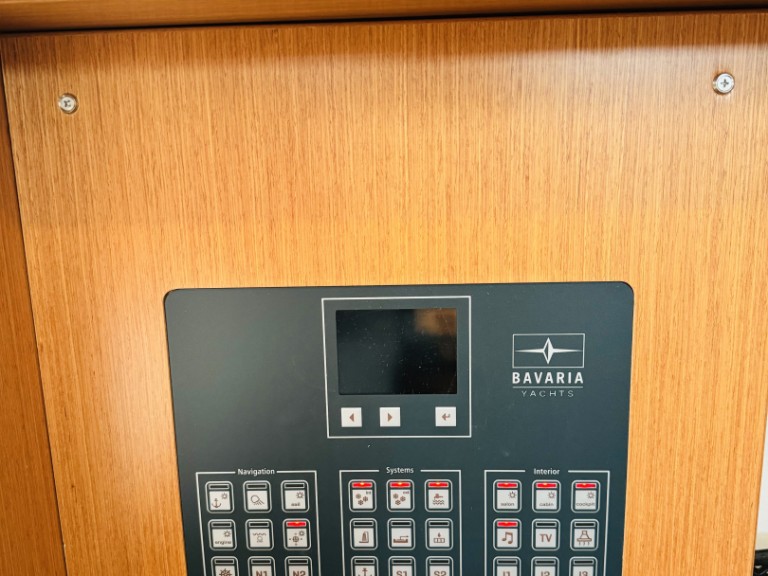 Sailboat rental in Novi Vinodolski - Bavaria Bavaria C38