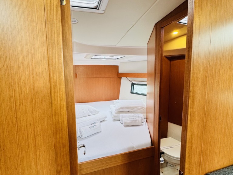 Bavaria Bavaria C38 charter bareboat or captained in  Novi Vinodolski