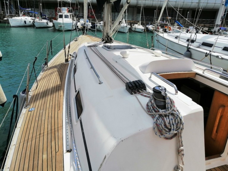 Sailboat rental in Genova - Elan Elan 40