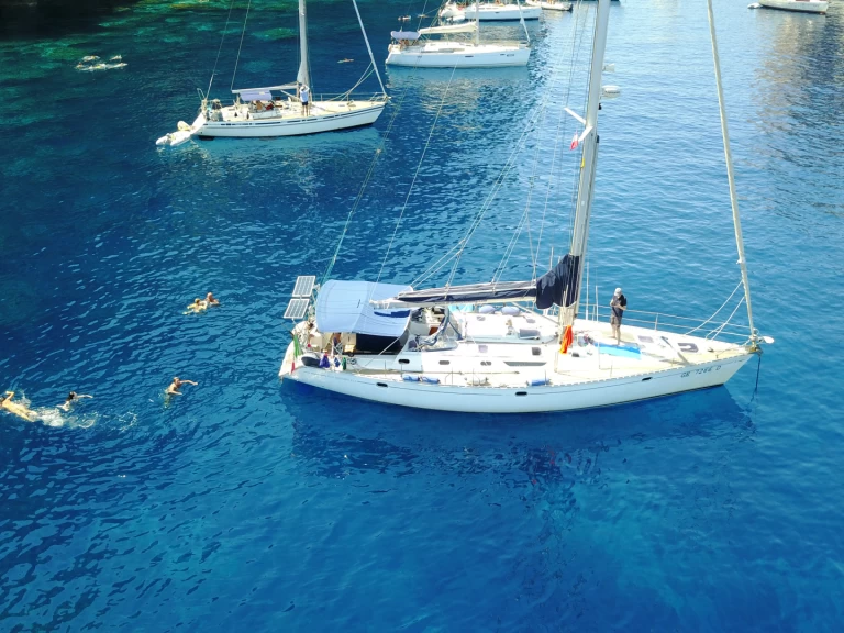 Sailboat rental in Lipari - Jeanneau Sun Odyssey 52.2