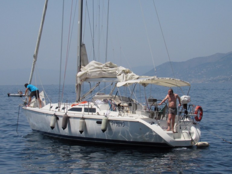 Sailboat for rent Genova at the best price