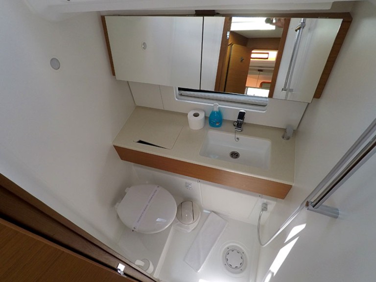 Rent a Dufour Dufour 44 Šibenik