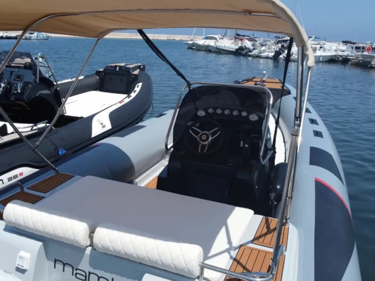 Motorboat rental in Torre Canne -  Motorboat 7.50