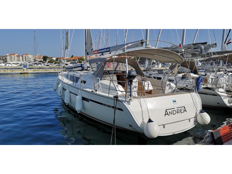 Yacht charter Pirovac cheap Cruiser 46