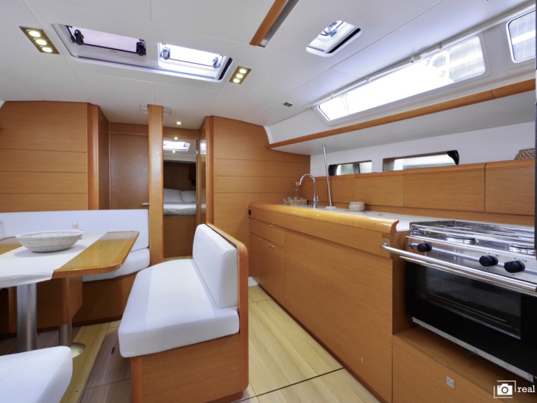 Bareboat Rental Sailboat Jeanneau with a boat licence