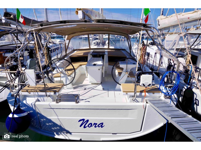 Sailboat rental in Castellammare di Stabia - Bénéteau Oceanis 46.1