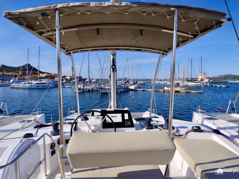 Catamaran for rent Cannigione at the best price