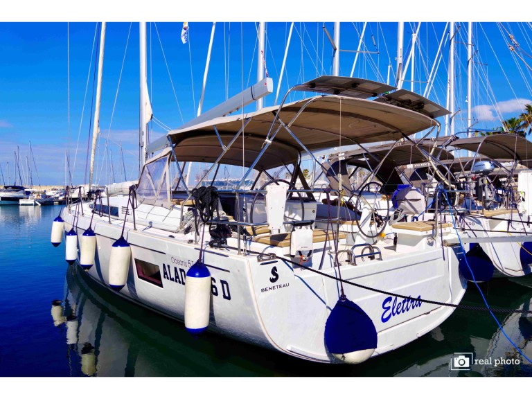 Bénéteau Oceanis 51.1 in Castellammare di Stabia on SamBoat