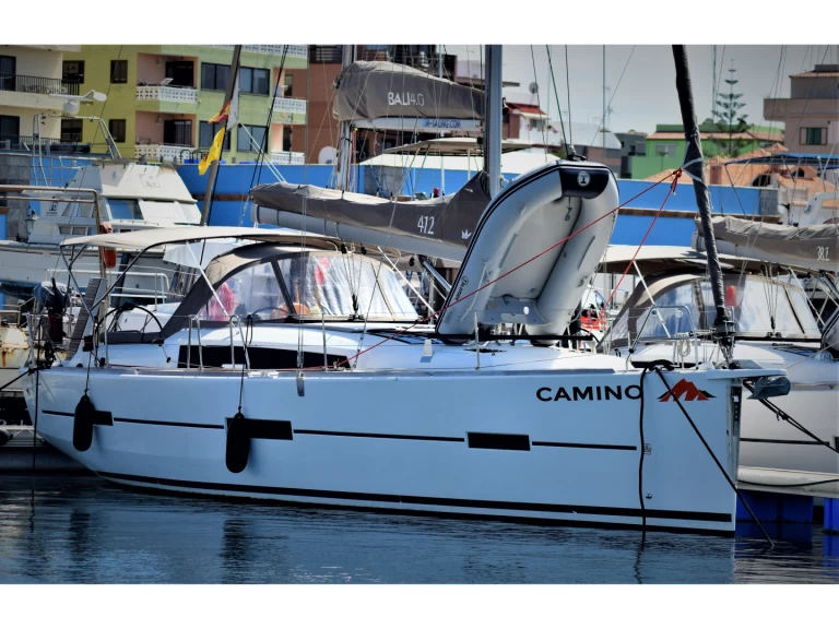 Dufour Dufour 412 Grand Large in Arrecife on SamBoat
