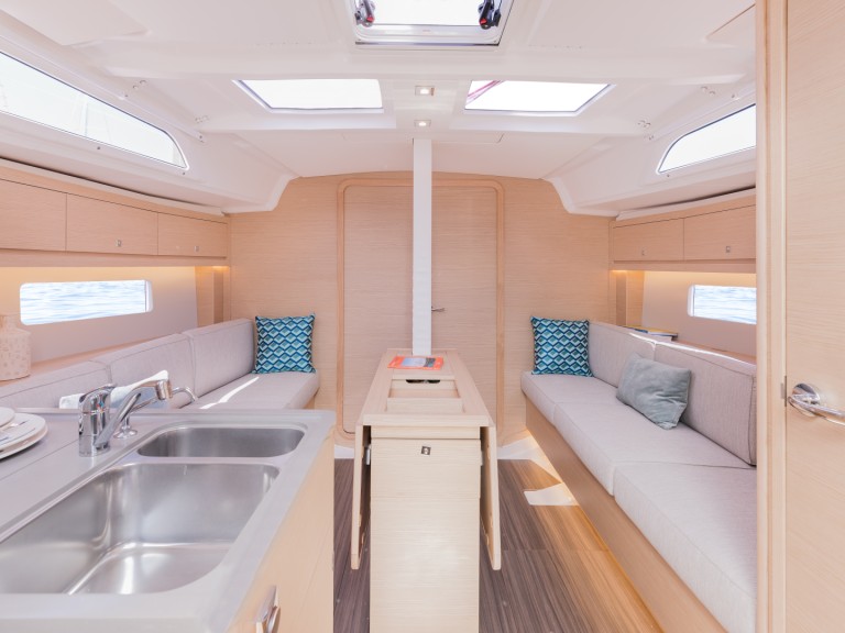 Rent a Dufour Dufour 37 Dubrovnik