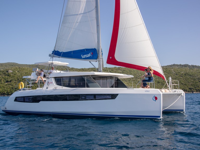 Catamaran rental with or without captain Leopard Antigua