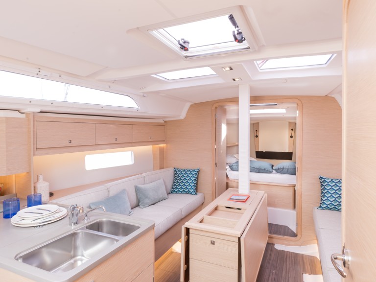 Sailboat rental with or without captain Dufour Lefkáda