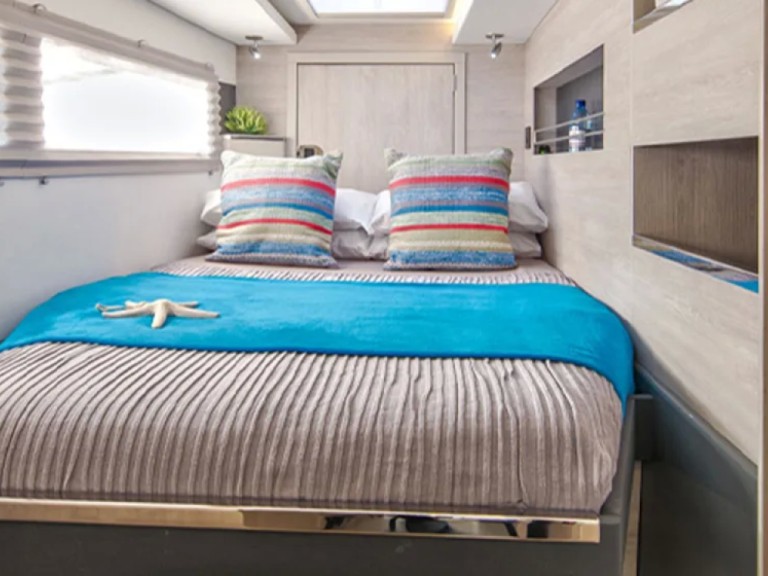 Bareboat Rental Catamaran Leopard with a boat licence