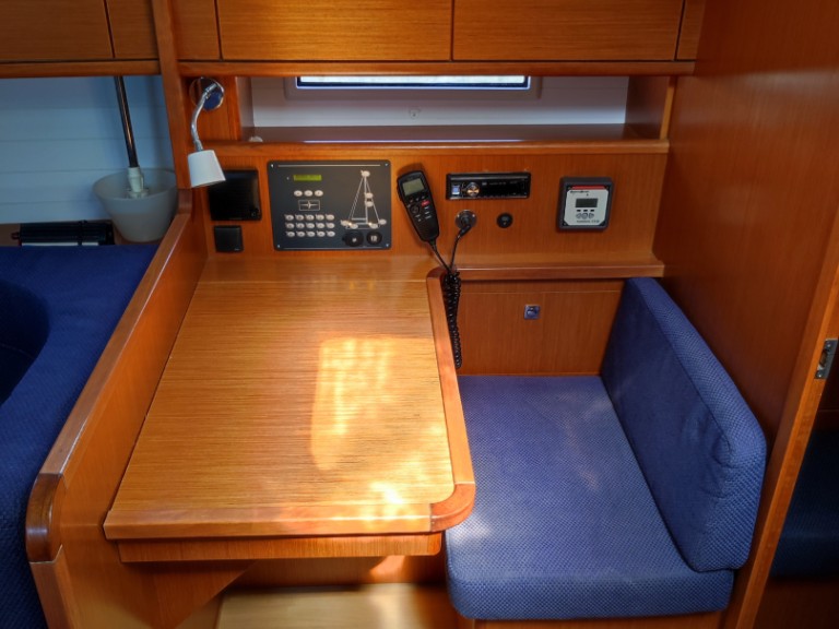 Boat rental Bavaria Cruiser 41 in Lefkáda on Samboat