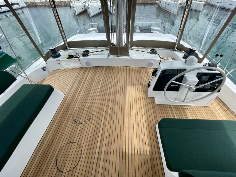 Catamaran rental with or without captain Bali Alimos