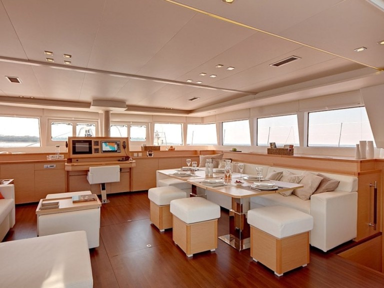 Bareboat Rental Catamaran Lagoon with a boat licence