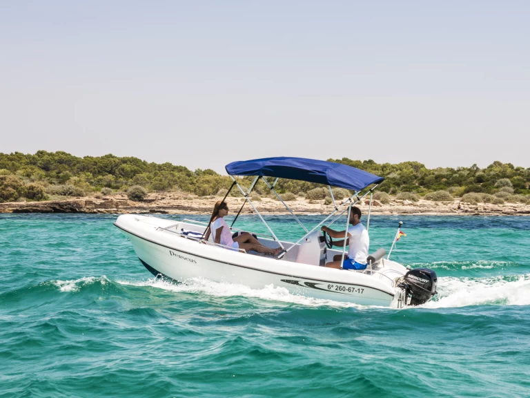 Mistral Mistral in Spain on SamBoat