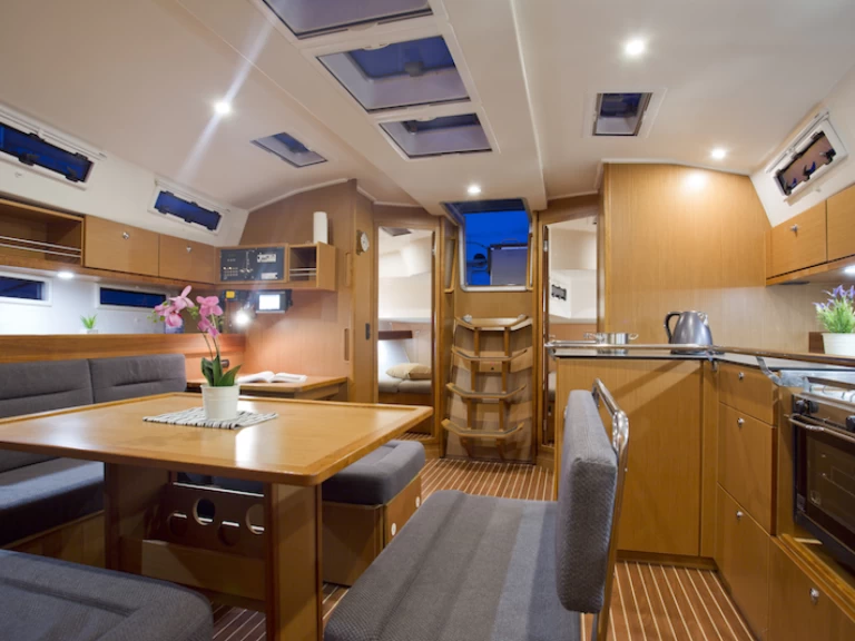 Bavaria Bavaria 45 in Šibenik on SamBoat