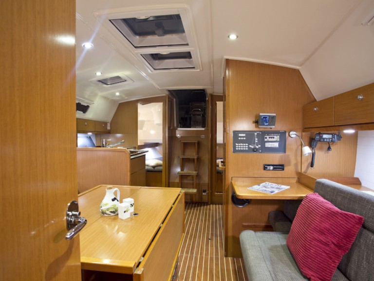 Bavaria Bavaria 36 Cruiser in Šibenik on SamBoat