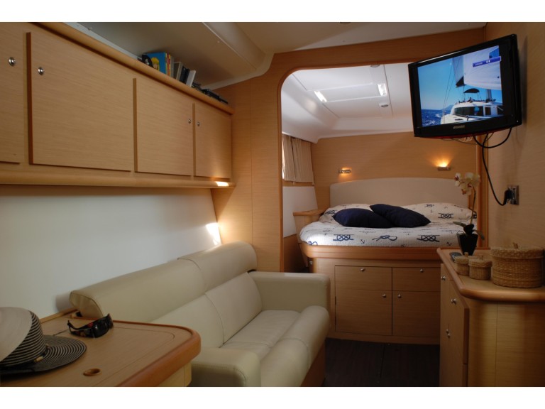 Bareboat Rental Catamaran Lagoon with a boat licence