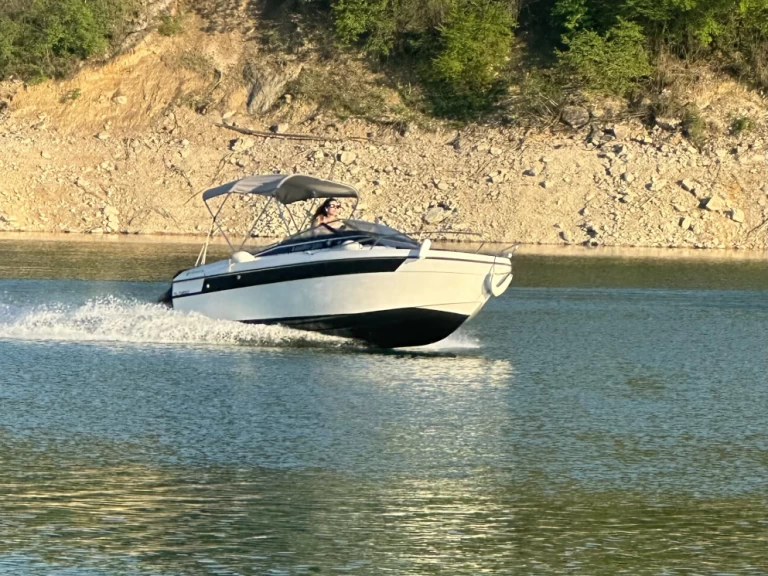 Motorboat rental with or without captain Jeanneau La Tour-du-Meix