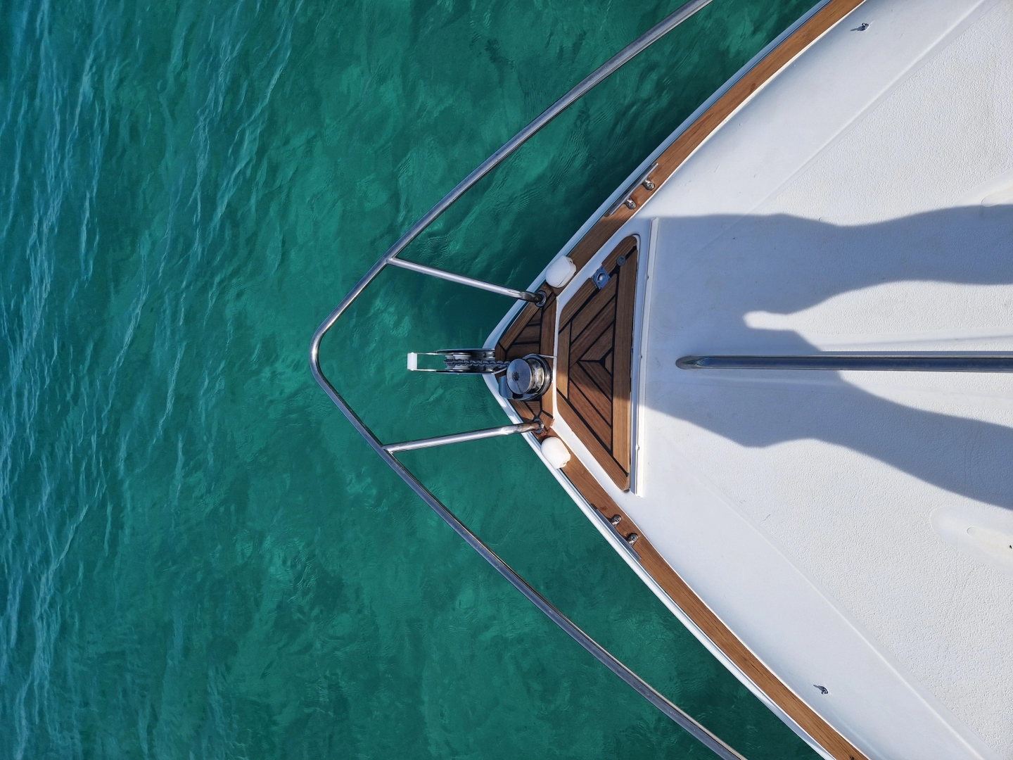 Motorboat rental with or without captain Chris Craft Otranto