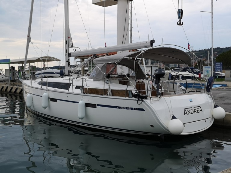 Sailboat rental in Pirovac - Bavaria Cruiser 46