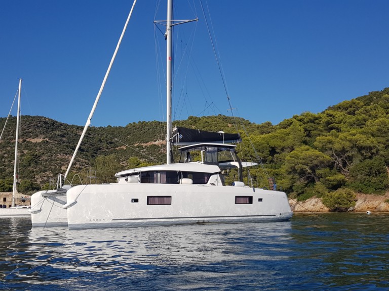 Bareboat Rental Catamaran Lagoon with a boat licence