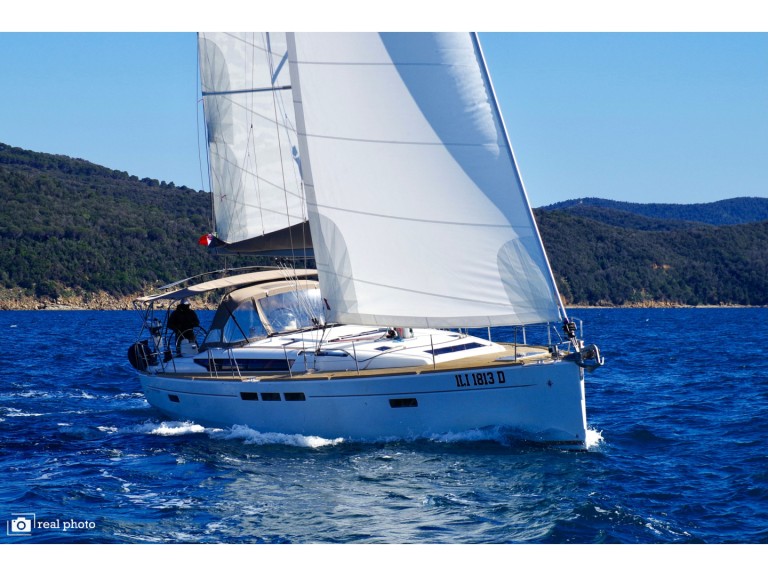 Yacht charter Puntone cheap Sun Odyssey 519