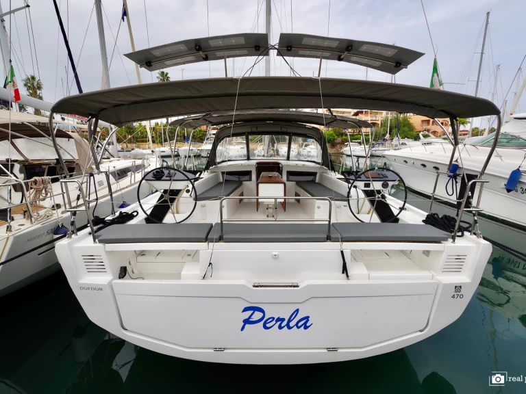 Sailboat for rent Furnari at the best price