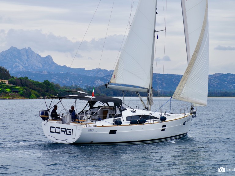 Sailboat for rent Cannigione at the best price
